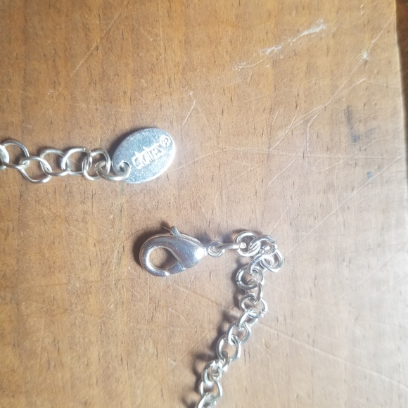 Claire's Gray Metal Lace Necklace - Picture 6 of 7